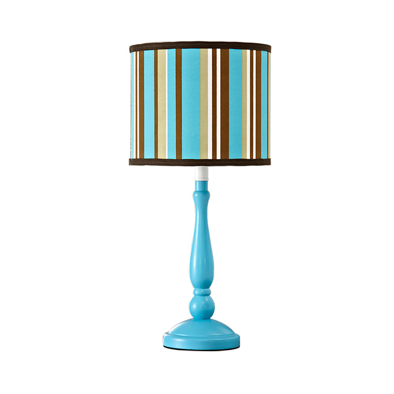 Lámpara de mesa nocturna de bulbo de 1 bulbo Luz de mesita de noche azul moderna con tono de tela de tambor