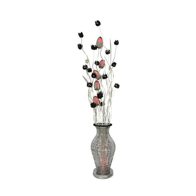 LED stehende Lampenkunstdekoration Ausschnitt Vase Aluminium Lesebodenlicht mit Blumengestaltung in Schwarz