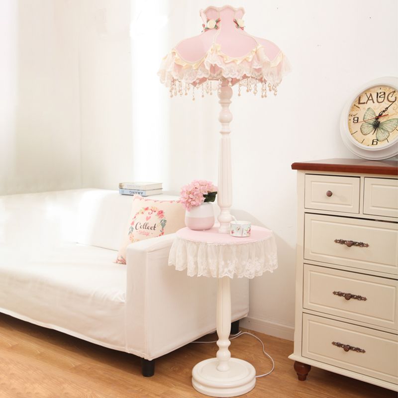 Randkleid Girl's Schlafzimmer Stofflampenstoff 1-Licht Kinder Stil Stehlicht mit Tisch in Rosa-White