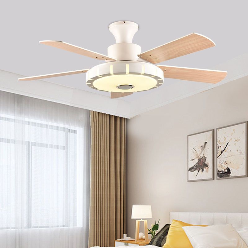 Circular Living Room Fan Lamp Modernism Metal LED 32" W White Semi Flush Mount Ceiling Light with 5 Blades