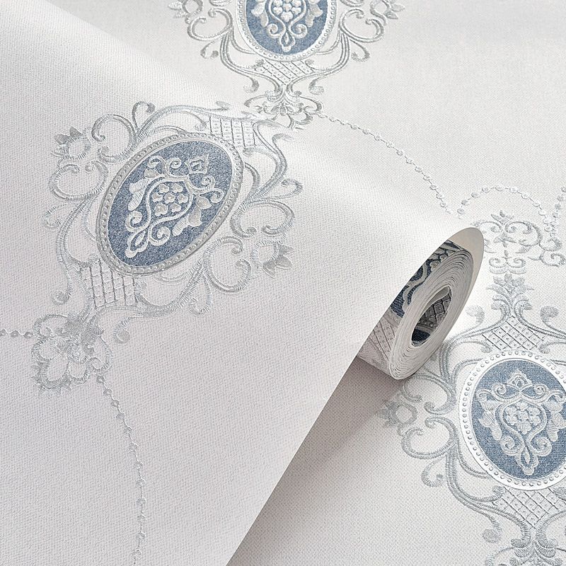 Self-Adhesive Damask Wallpaper Non-Woven Cloth Retro Style Wall Covering for Bedroom, Removable