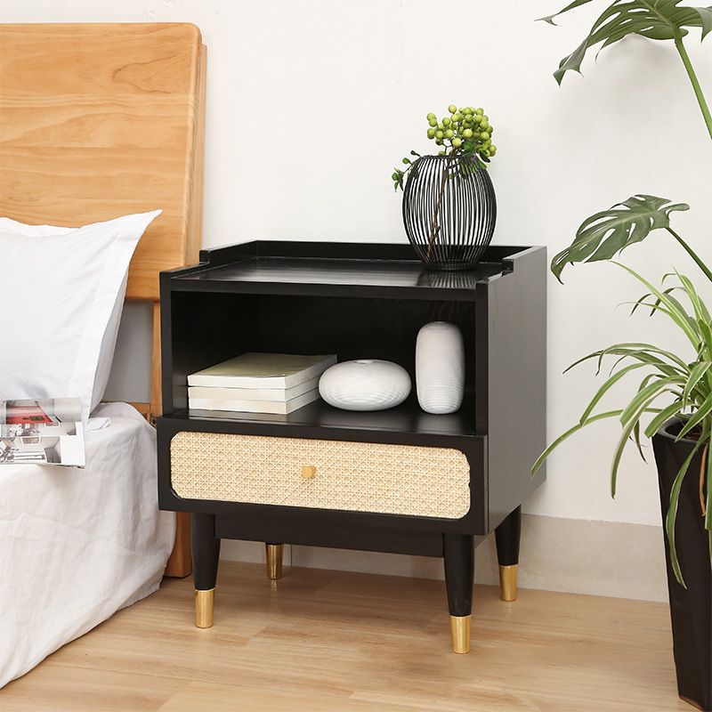 Solid Wood Accent Table Nightstand Contemporary Bedside Cabinet for Bedroom