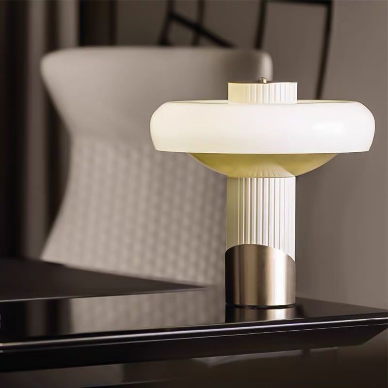 Mushroom Table Lighting Modern Metallic LED Bedroom Small Desk Lamp in White and Gold