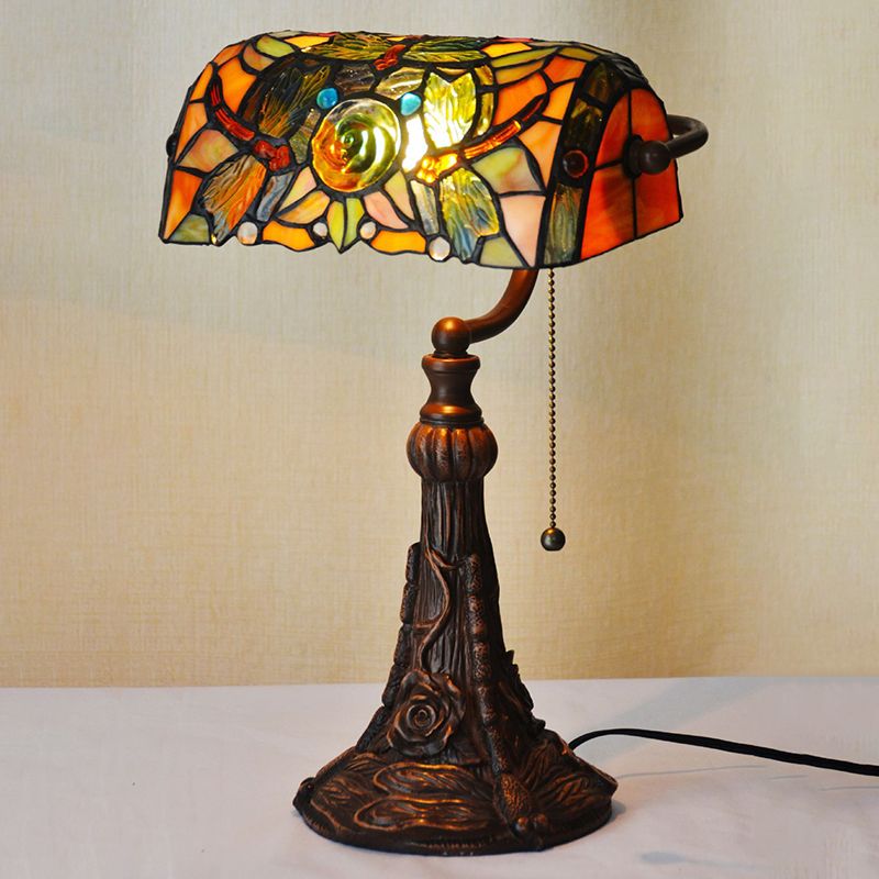 Dragonfly und Blumengeschnitten Gla Banker Beleuchtung Tiffany Stil 1-Licht gelbe Pull-Ketten-Nachttisch-Lampe