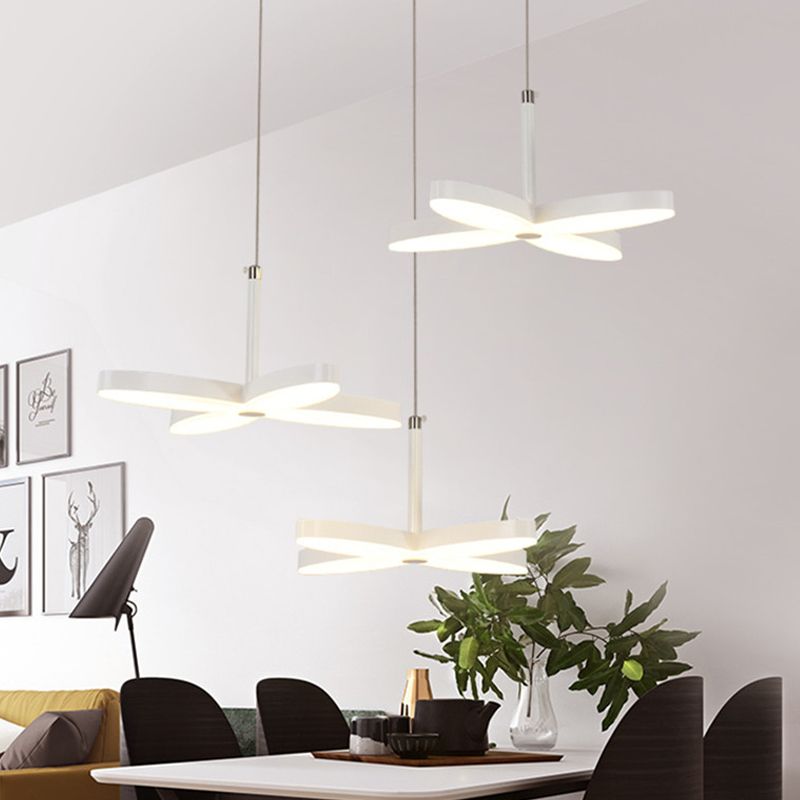 Flower Suspension Lighting Nordic Metal 1/3/5/6 Heads LED White Ceiling Pendant Light in Warm/White Light