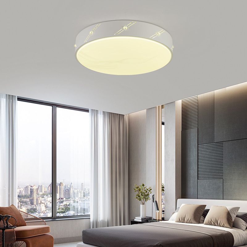 Round Ceiling Light Fixture Simple Metal White LED Flush Mount with Acrylic Diffuser for Bedroom