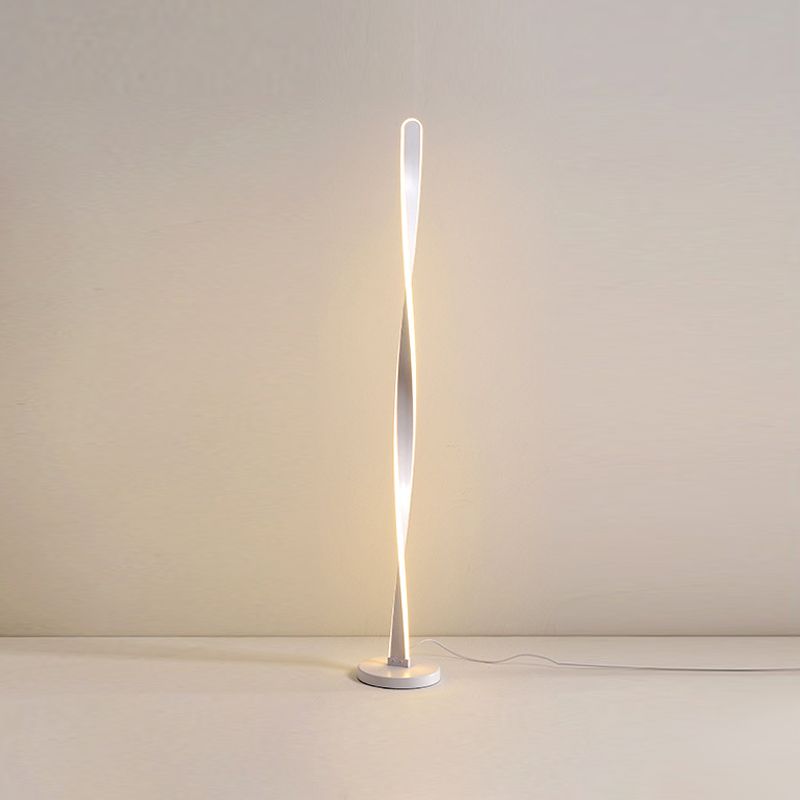 Simplicity Linear Standing Lamp Creative Metal Living Room LED Floor Light