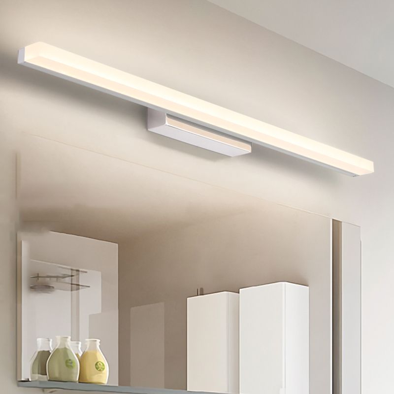 Luz de tocador de forma lineal Luz de metal moderno 1 luz de espejo LED de luz para baño en plata