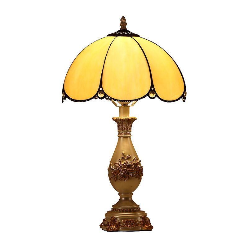 1-Head Glossy Glass Scalloped Night Lamp Classic Beige Bowl Bedroom Reading Light with Carved Vase Pedestal