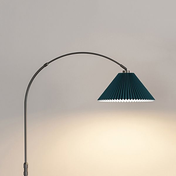 Nordic Style Eisenstock -Lampt -Stofftuch -Schattenlampe Bodenlicht mit Tee Tisch für Wohnzimmer