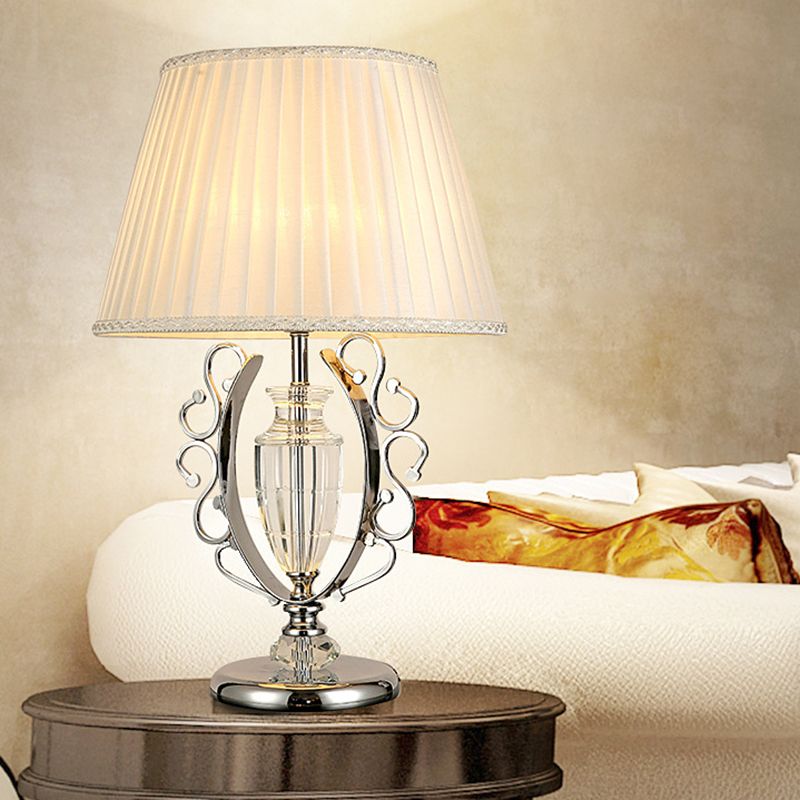 Modern Urn-Shaped Reading Light Hand-Cut Crystal 1 Head Night Table Lamp in Chrome