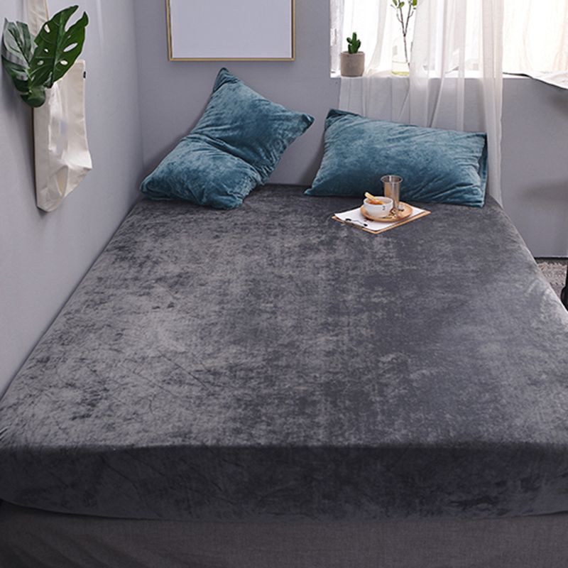 Fade Resistant Bed Sheet Solid Color Non-Pilling Polyester Fitted Sheet