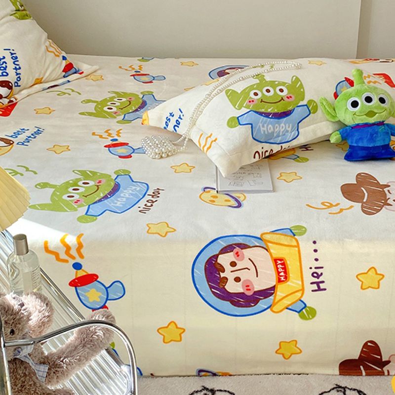 Cartoon Print Bed Sheet Set Flannel Super Soft Modern Pillowcase