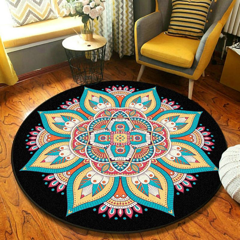 Ausgefallener Mandala -Teppich dunkler Farbe Marokkanischer Teppich Polyester Haustierfreundlicher Teppich für Wohnzimmer