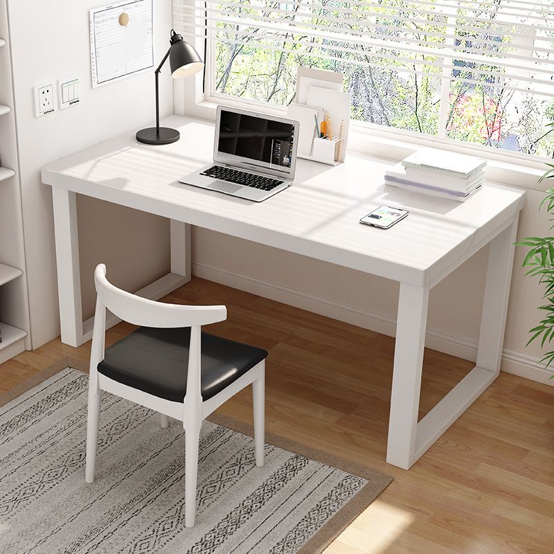 Contemporary Writing Desk in Rubber Wood with Rectangle Top Desk