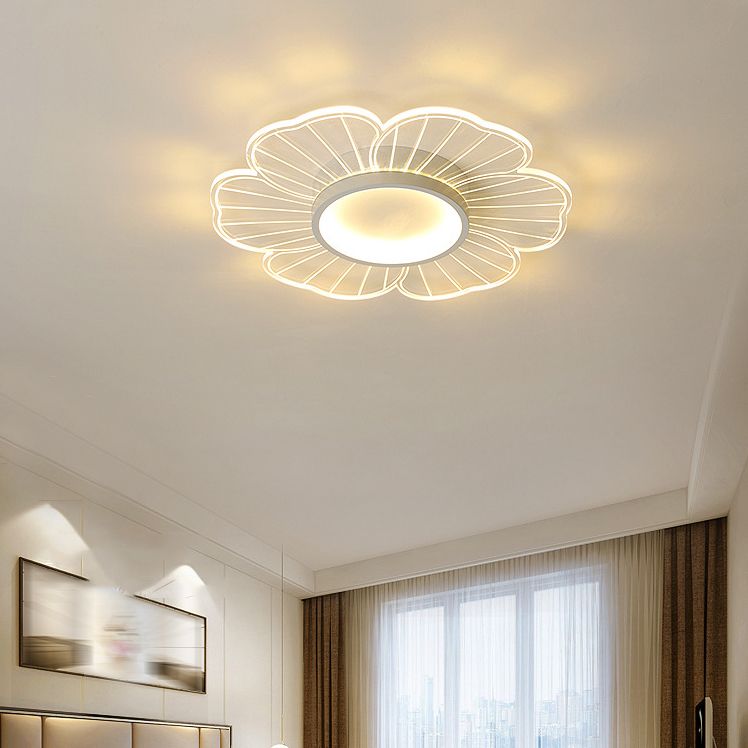 Metal LED Flush Mount Flower Shape in Clear Minimalist Ceiling Flush