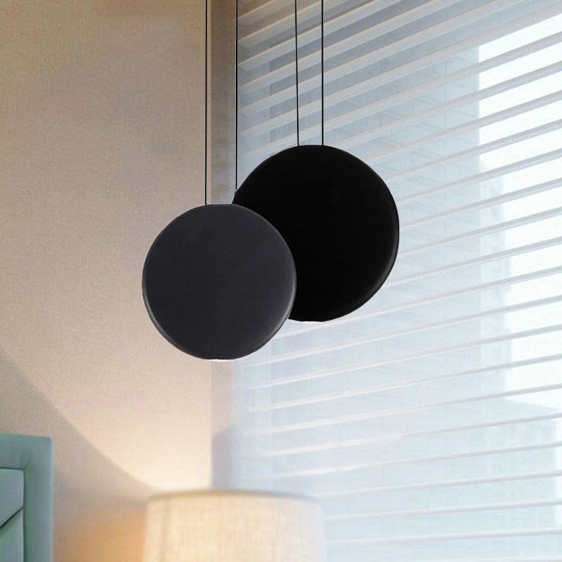 2/3/5 Lights Pendant Lights Post Modern Black and White Hanging Ceiling Lights with Round Resin Shade in Warm/White Light