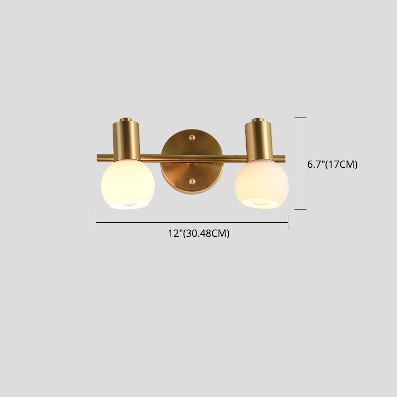 Ideas de iluminación de tocador de latón nórdico lámpara de tocador de sombra de vidrio esmerilado para el baño