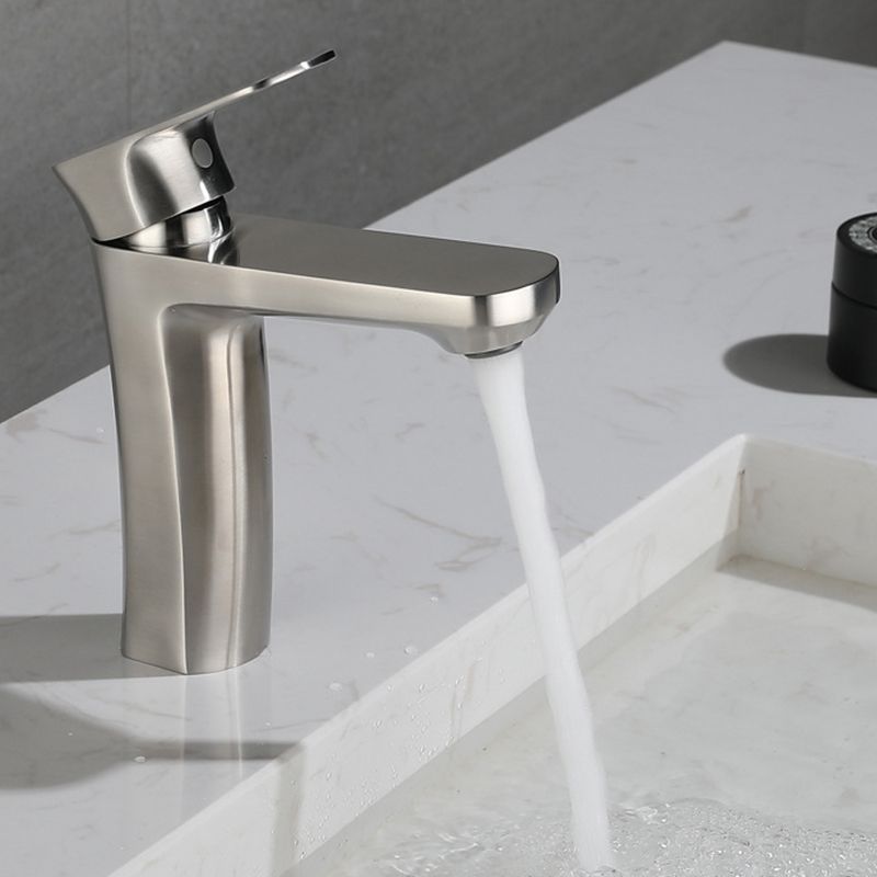 Square 1-Handle Bathroom Faucet 1 Hole Vessel Sink Bathroom Faucet