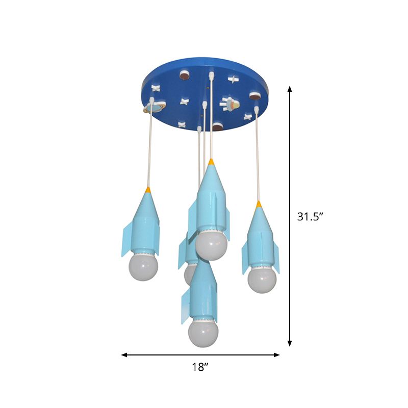 Luz de colgante de clúster en forma de cohete metálico Lámpara de suspensión de techo de acabado azul de 5 luces