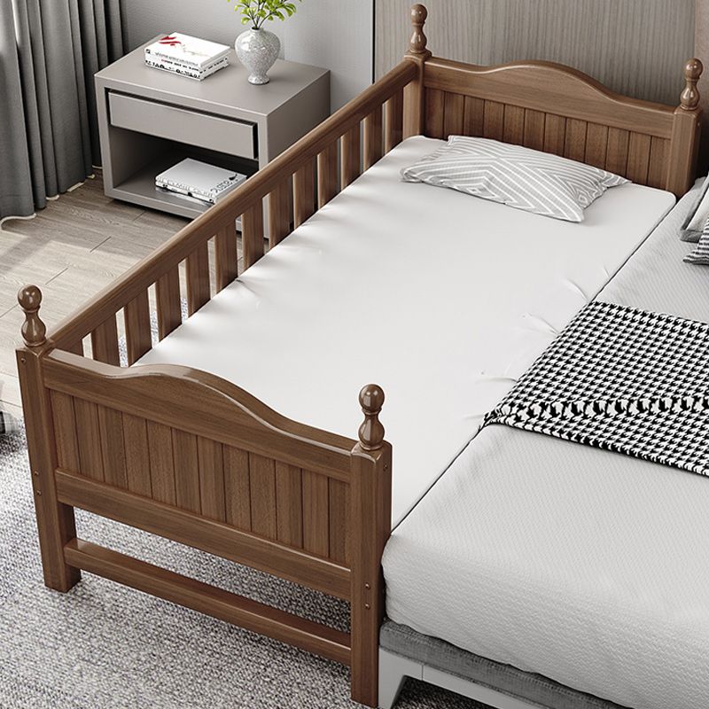 Traditional Brown Nursery Crib in Solid Wood Convertible Crib