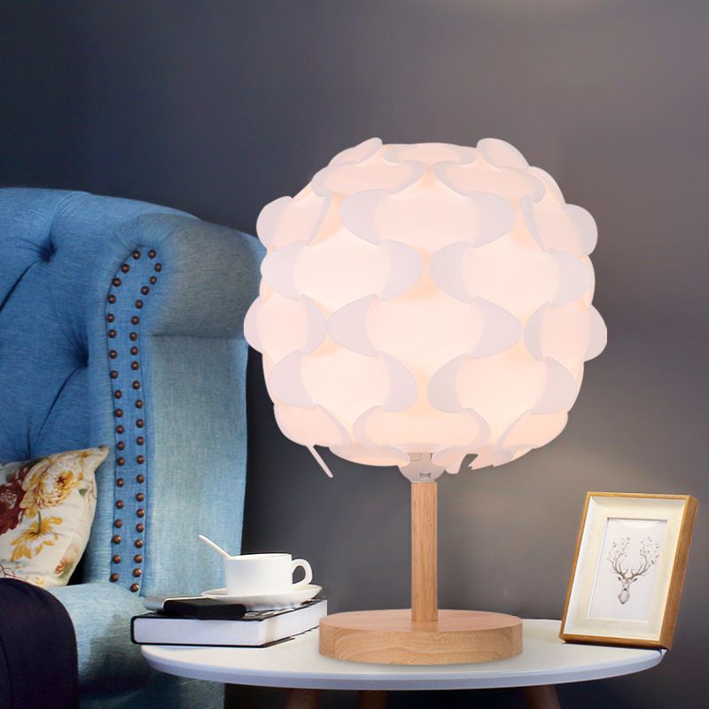 Circle Wood Night Table Light Modernismus LED Beige Schreibtischlampe mit blühender Acrylschatten für Bett