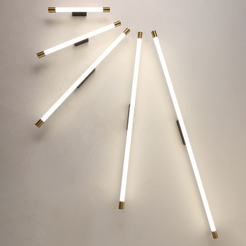 1-Light Linear Shade Wall Sconce Modern Style Metal Mirror Wall Lighting in Gold