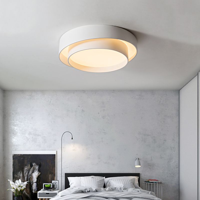 Contemporary Round Flush Light Metal 2 Light Flush Mount Ceiling Fixture