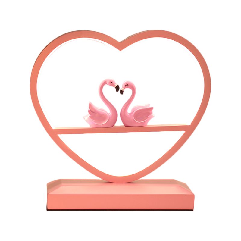 Nordic Loving Heart Night Lampe Metallic Schlafzimmer LED -Tischlicht mit Schwänen Deco in Pink