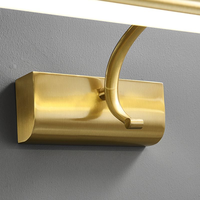 Linear Shade Metal Wall Sconce Modern Style 1 Light Mirror Wall Mounted Light in Brass