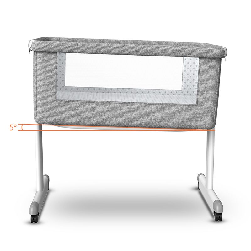 Contemporary Foldable Crib Cradle Metal Bedside Bassinet with 4 Wheels