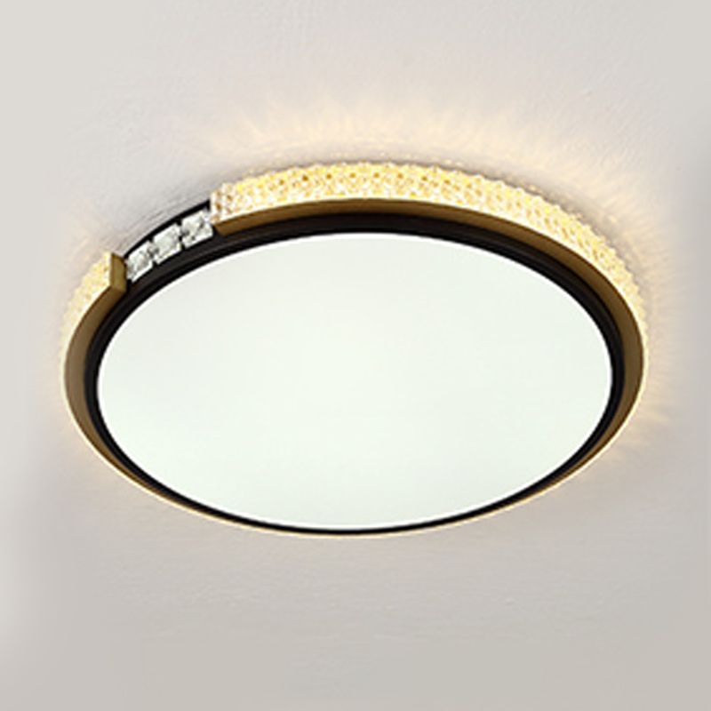 Modern Ceiling Light Round LED Flush Mount Light with Crystal for Living Room