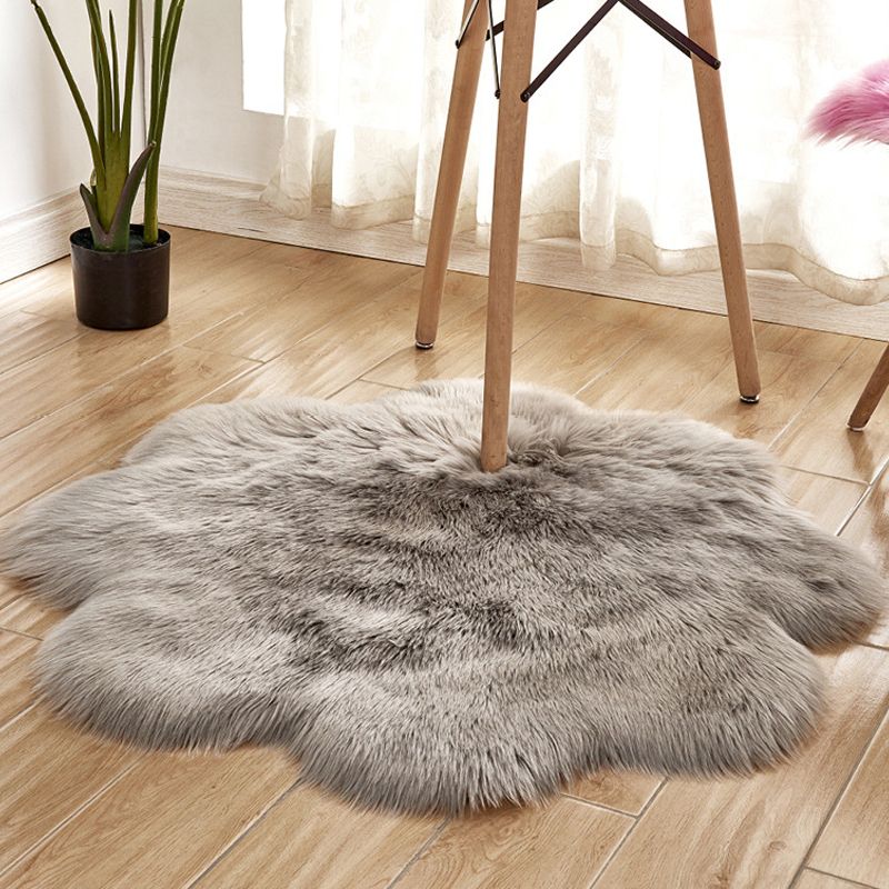 Novelty Shape Solid Color Rug Multicolored Simple Indoor Rug Acrylic Anti-Slip Backing Easy Care Area Carpet for Decoration