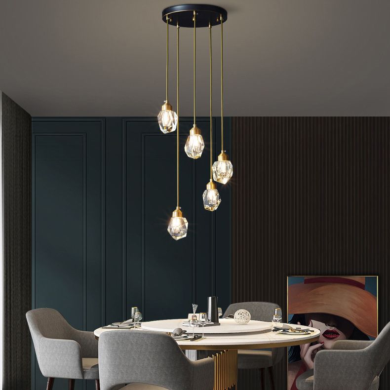 Lampe suspendue à suspension minimaliste Black-Gold en forme de gemme avec une nuance de cristal pour le restaurant