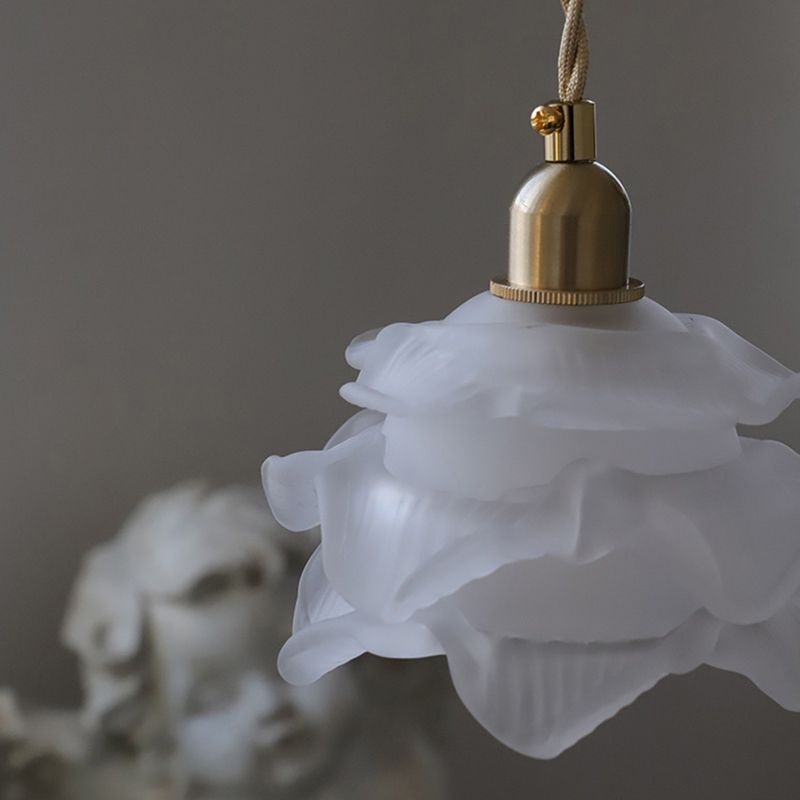 Textured White Glass Petal Hanging Lamp Vintage Single-Bulb Bedroom Lighting Pendant