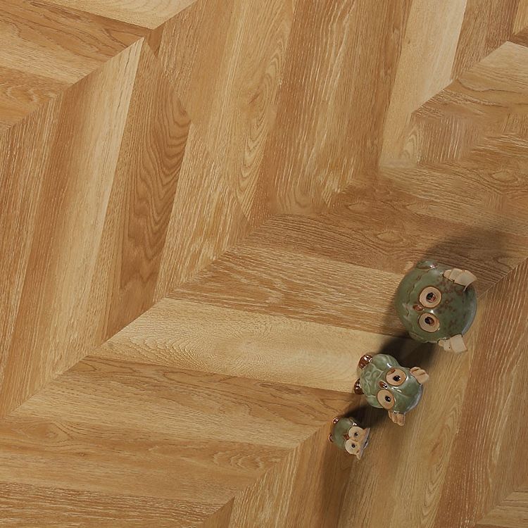 Traditional Laminate Plank Flooring Click Lock 11mm Thickness Laminate Flooring