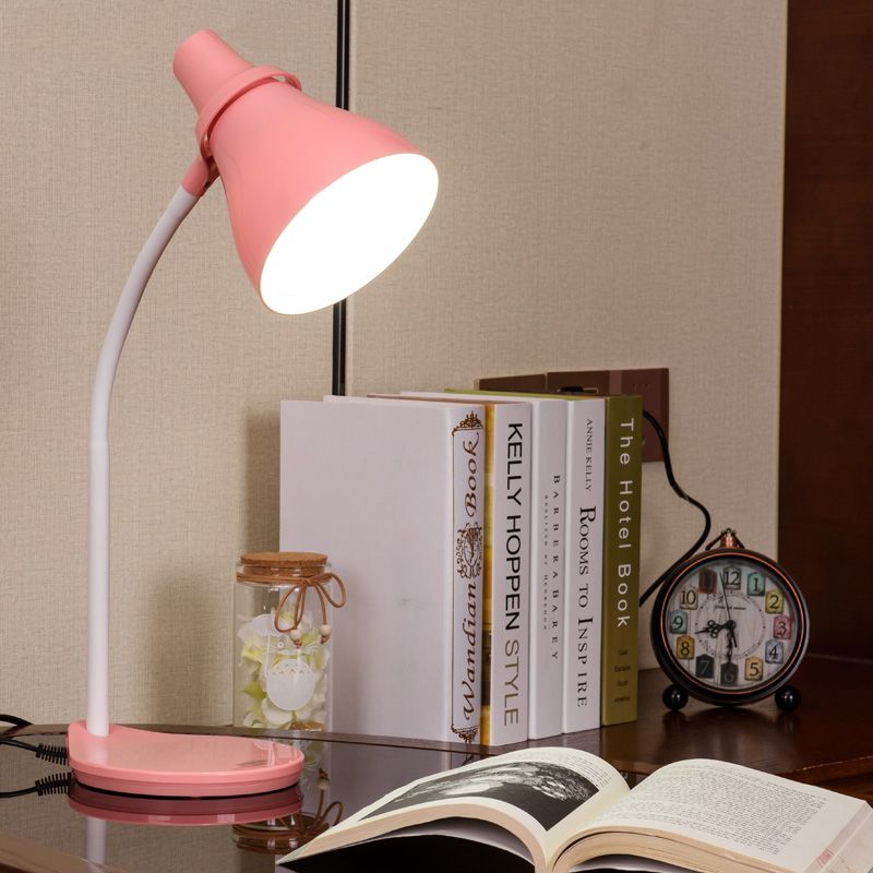 Horn Shade Bendable Lire lampe Macaron fer 1 tête Pink / Green Desk Light avec interrupteur incorporé