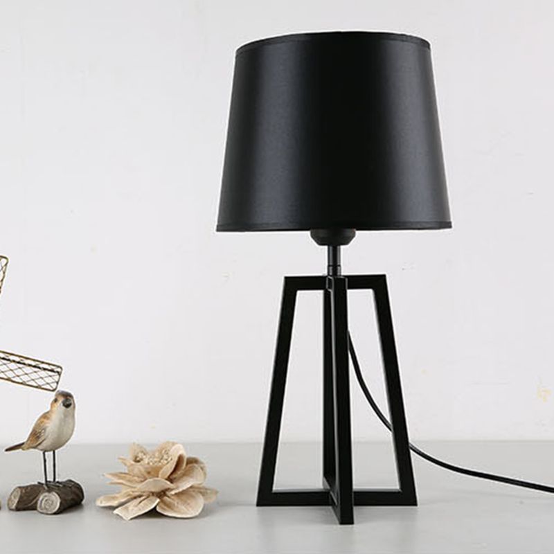 Tapered Shade Night Lamp Nordic 1 Head Black/White Table Stand Light with Trapezoid Stand