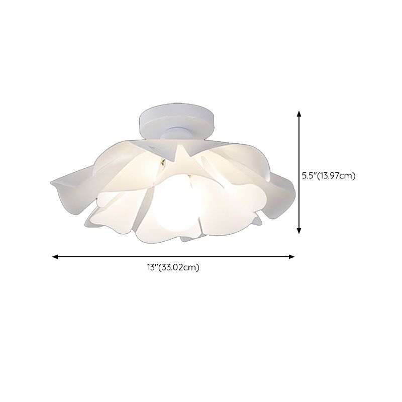 Modernism Acrylic Ceiling Light White Flush Mount Lighting for Foyer