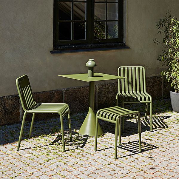 Modern Green Outdoor Bistro Table Iron Rust Resistant Bistro Table