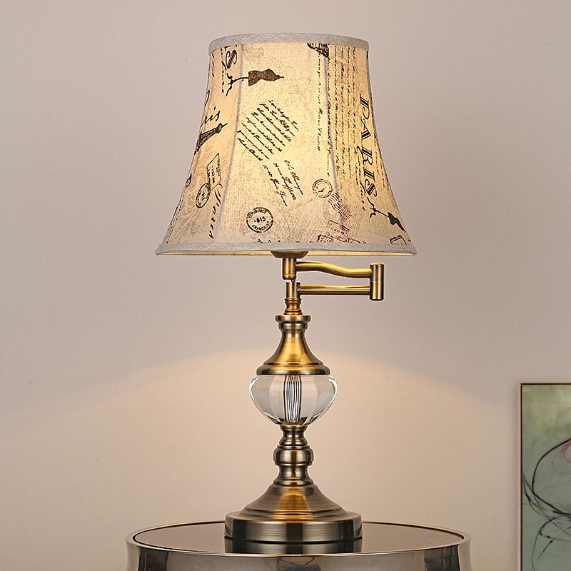 Crystal Beige/Light marrone chiaro Light Simple a pannelli Single Light Style Stile tradizionale Lampada notturna per camera da letto