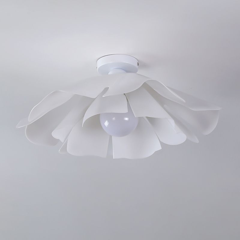 Modernism Acrylic Ceiling Light White Flush Mount Lighting for Foyer