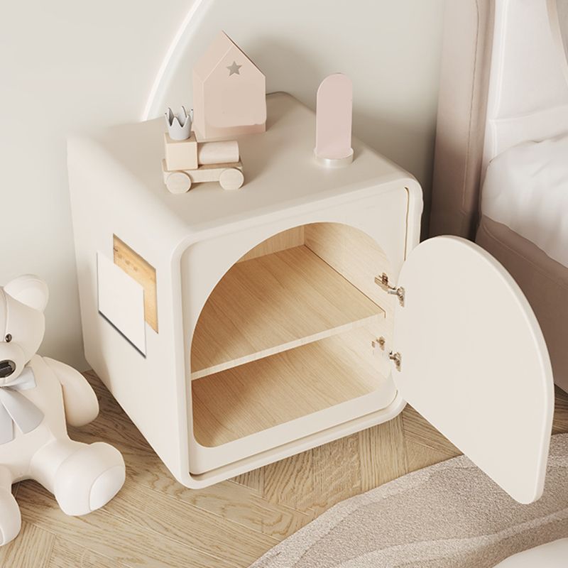 Modern 1 Door Standard Nightstand Solid Wood Kids Bedside Table