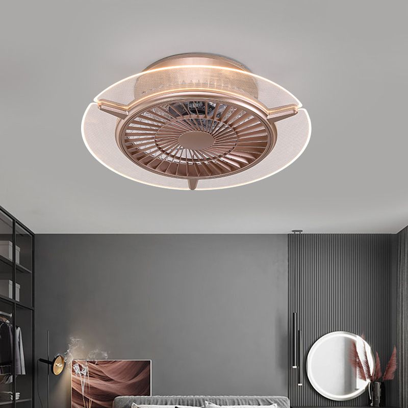 Ventilateur de plafond à chasse d'eau en forme de disque rose éclair