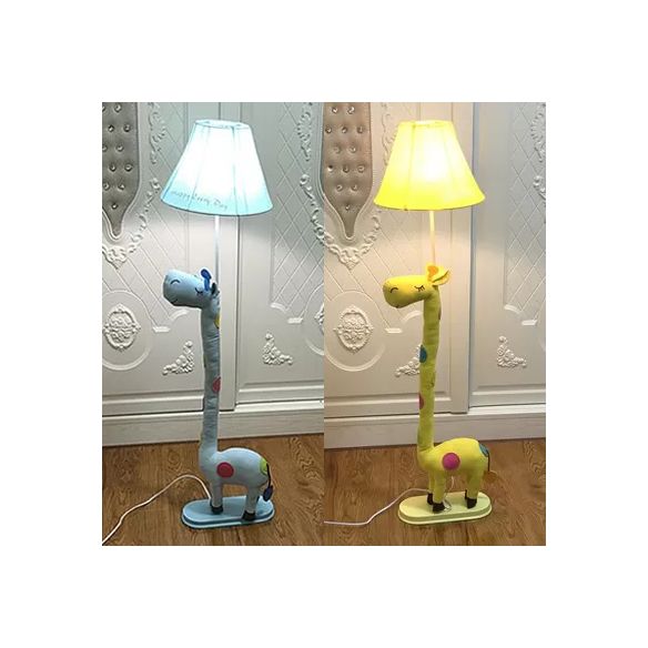 Giraffe Shaped Floor Light with Tapered Shade 1 Light Animal Fabric Floor Lamp for Bedroom