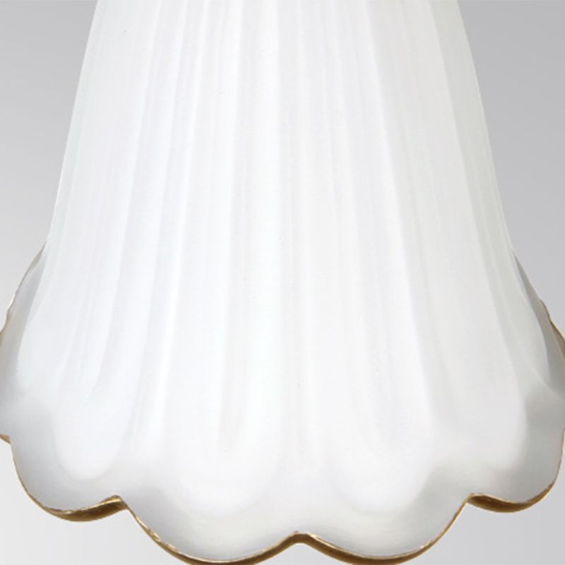Design in difficoltà Vanity Vanity Light a 3 luci a muro tradizionale con sfumature