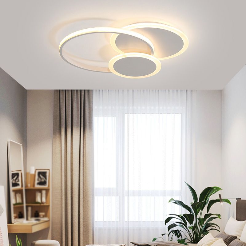 Metal Geometric Shape Flush Mount Light Modern-Style 3 Lights Flush Ceiling Light