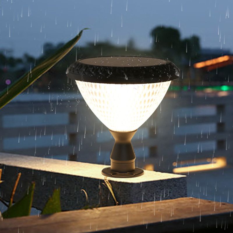 Nordic Style Outdoor Light Geometry Shape Solar Energy Pillar Lamp for Outdoor