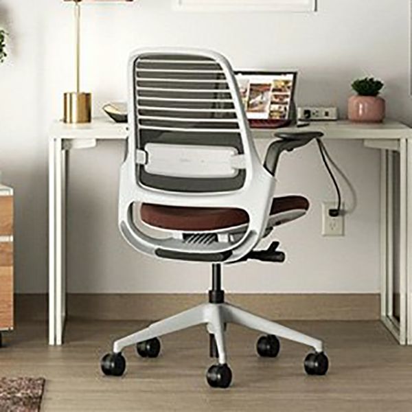 Modern Swivel Chair Tilt Mechanism Removable Arms Office Chair with Wheels