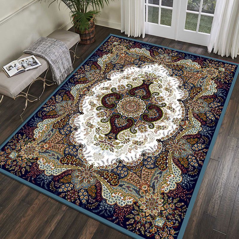 Traditional Tribal Pattern Carpet Polyester Rug Non-Slip Backing Indoor Carpet for Home Decoration